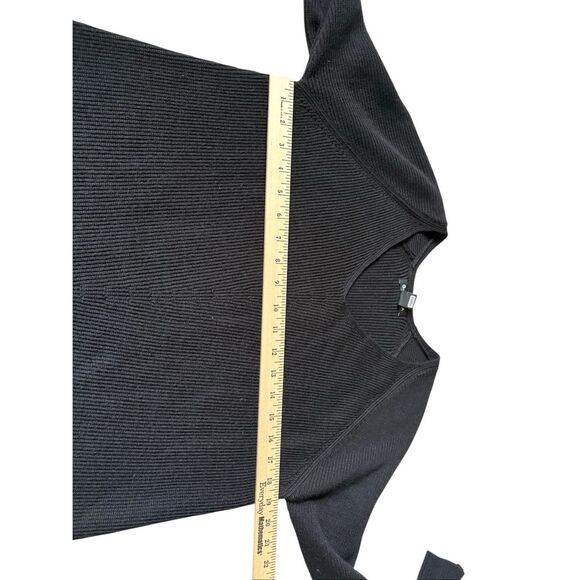 Athleta Refined V neck Sweater size M Black Merino wool Blend - Picture 5 of 9